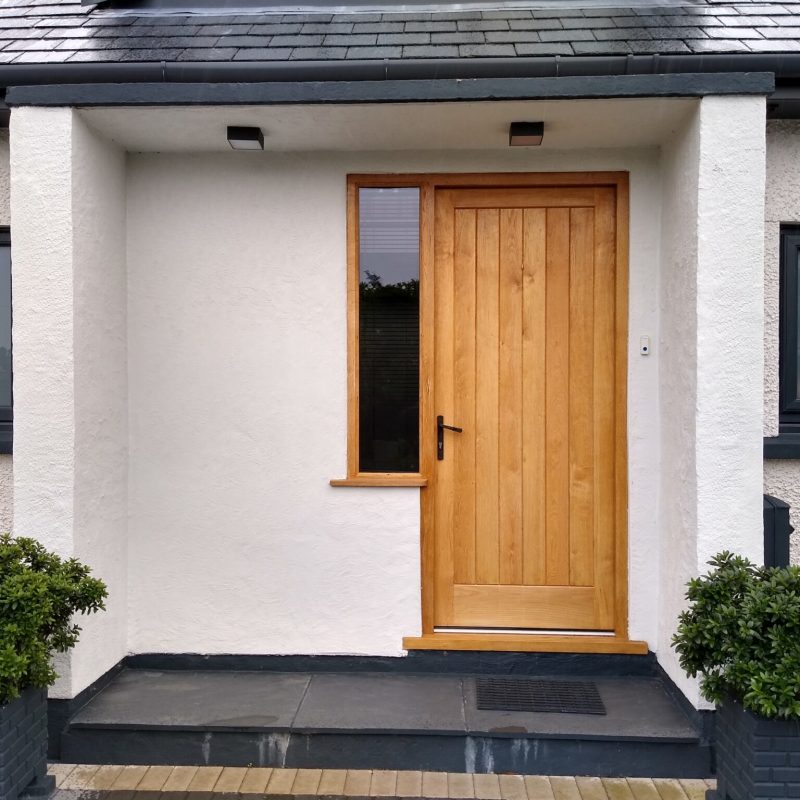 Oak-front-door-and-window_-Bodnant-Joinery-scaled.jpg